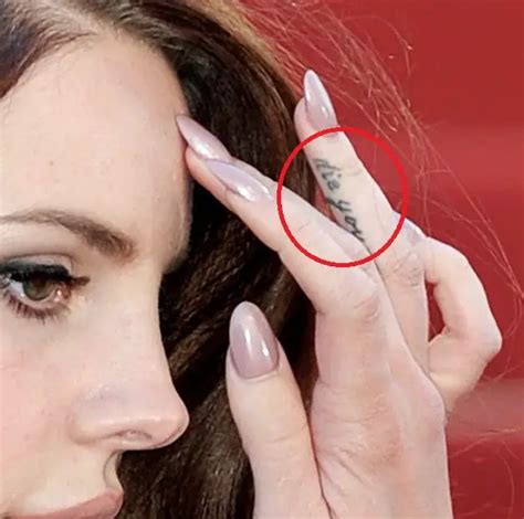 tatuajes de lana del rey|Los tatuajes positivos y negativos de Lana del Rey